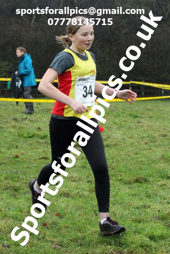 Girls under-13s, NECAA Junior Cross Country Relays, Thornley Farm, Peterlee, Saturday, December 12th. Photo: David T. Hewitson/Sports for All Pics